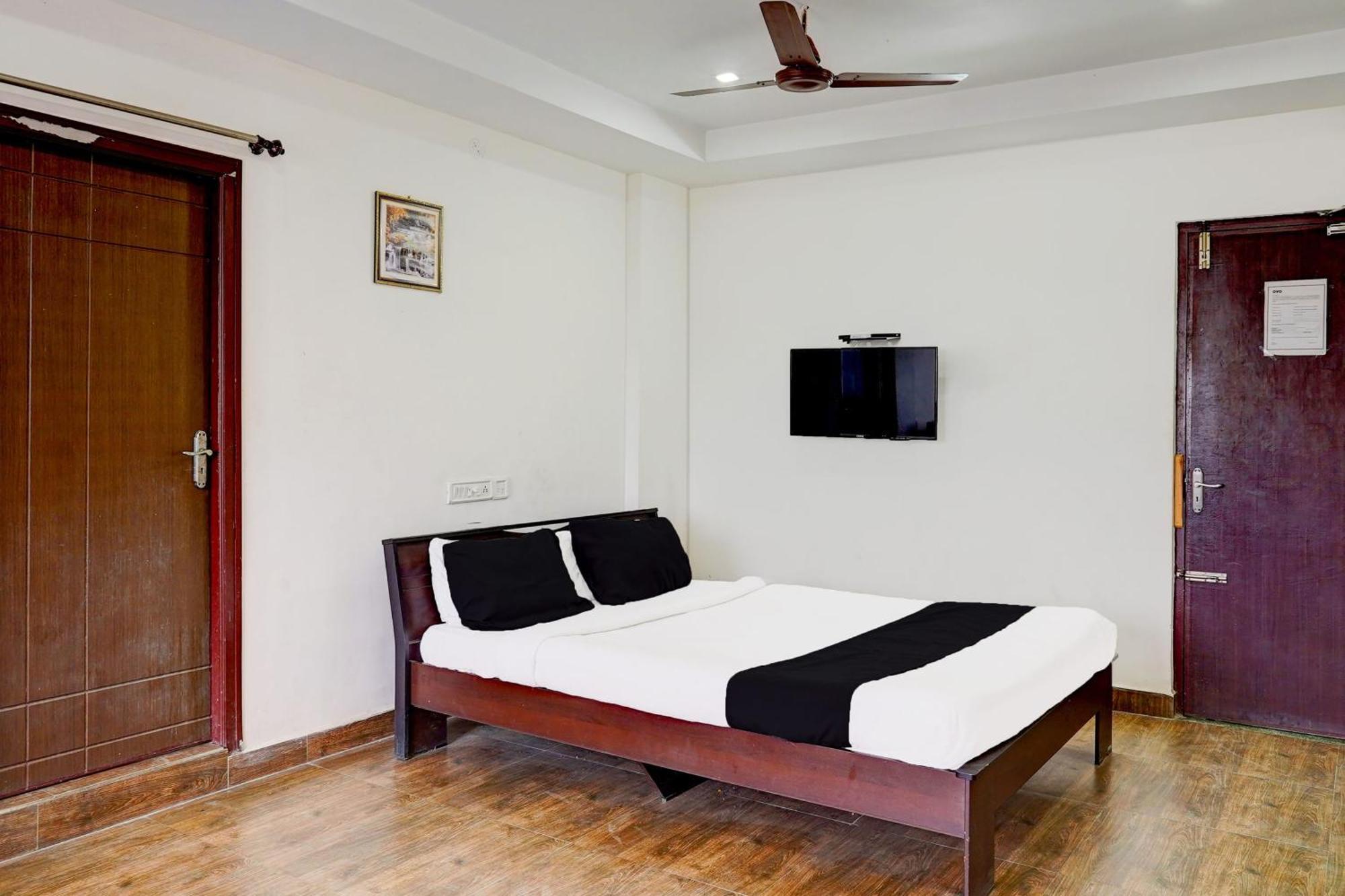 Hotel O Ambur Exterior photo