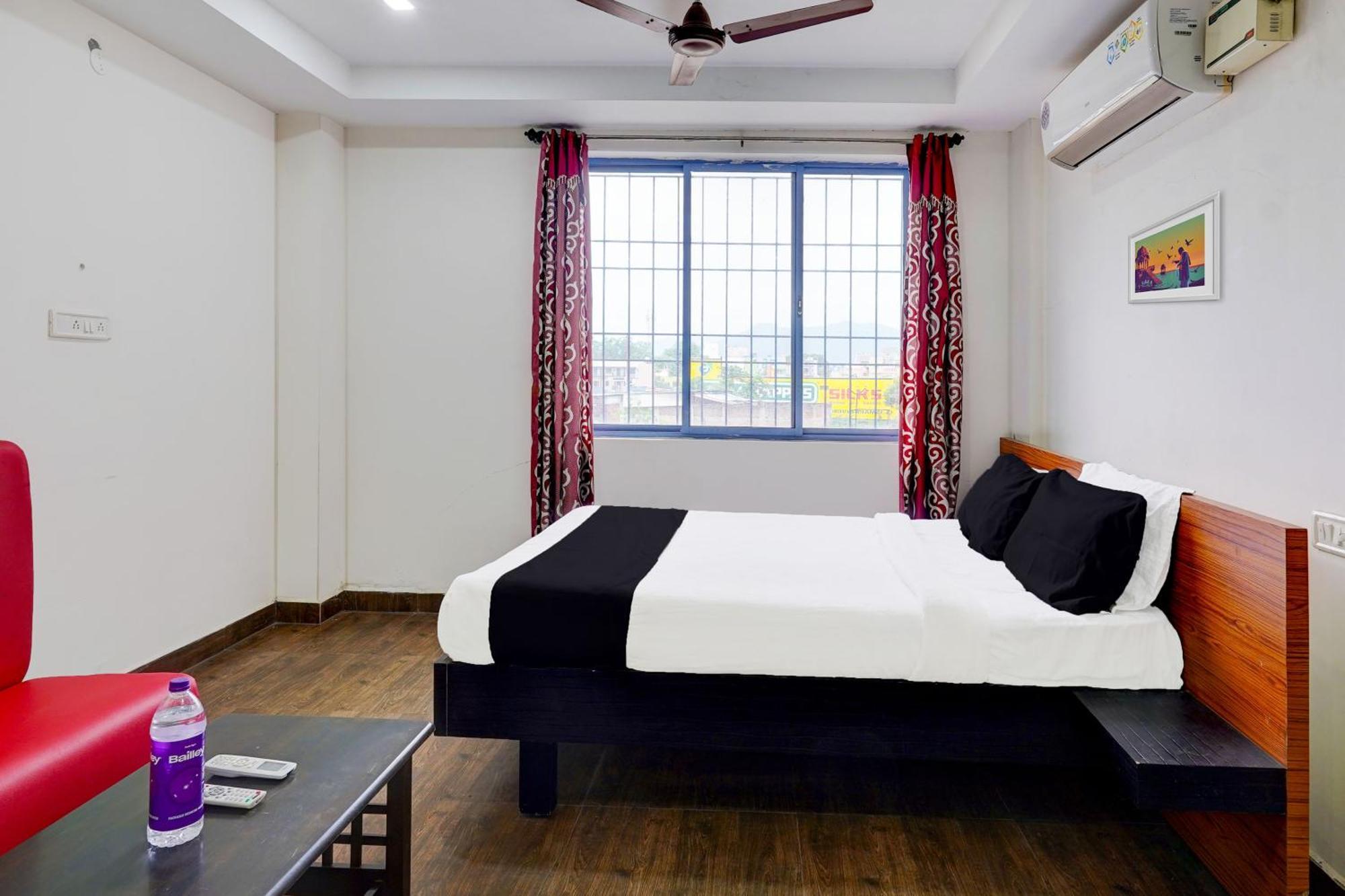 Hotel O Ambur Exterior photo