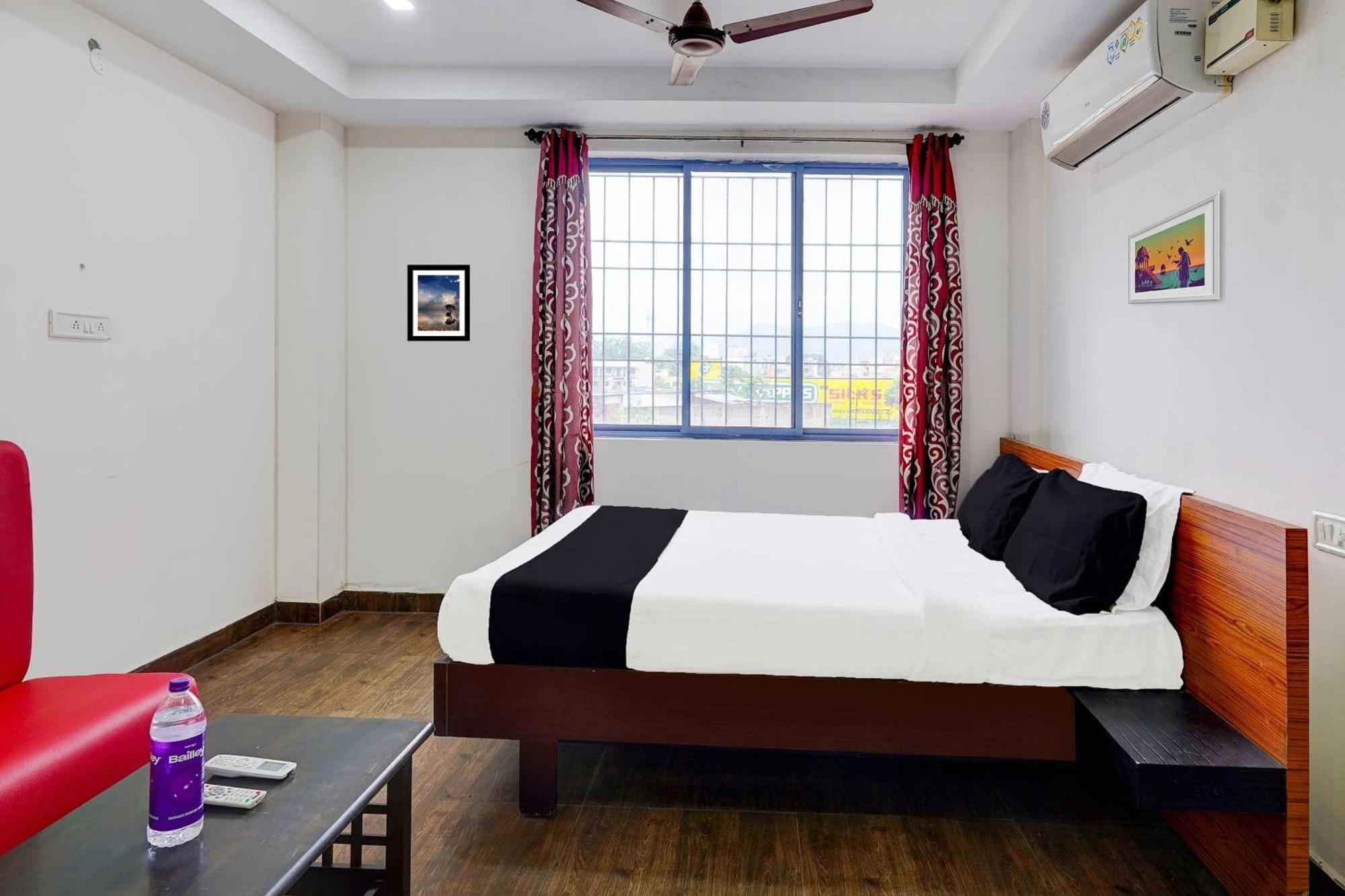 Hotel O Ambur Exterior photo